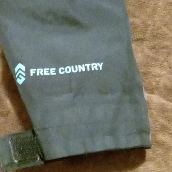 Coat - Picture 9 of 10